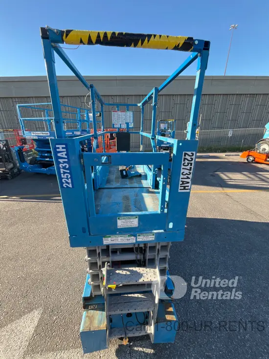 2019 Genie GS-3232 Scissor Lift
