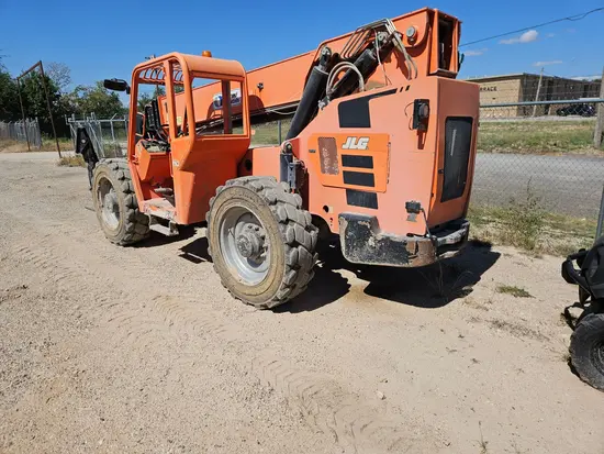 2017 SKYTRAK 10054 Forklift