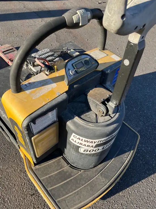 2018 YALE MPE060-VG Jack