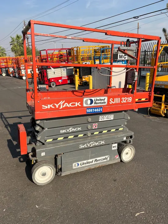 2019 Skyjack SJIII3219 Scissor Lift