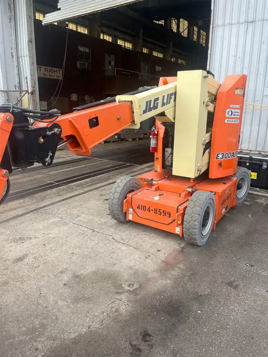 2017 JLG E300AJP Articulating Boom Lift