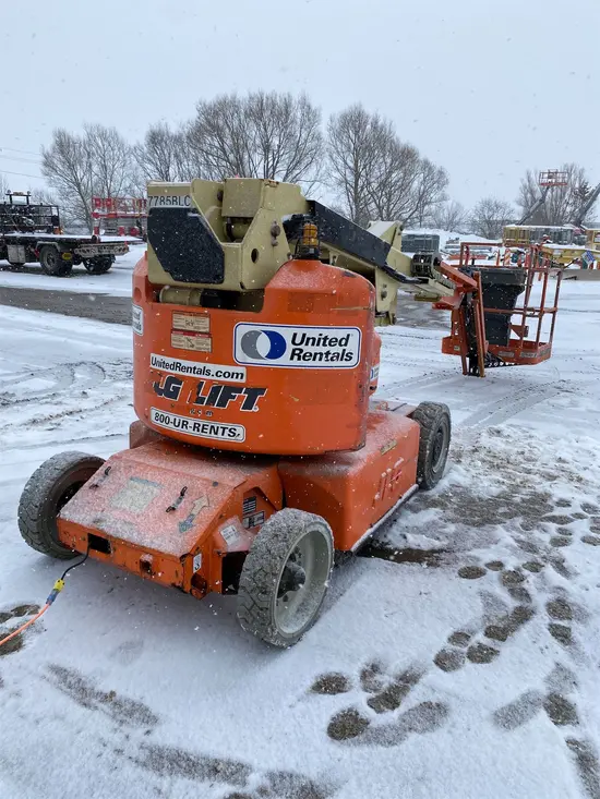 2012 JLG E400AJPN Articulating Boom Lift