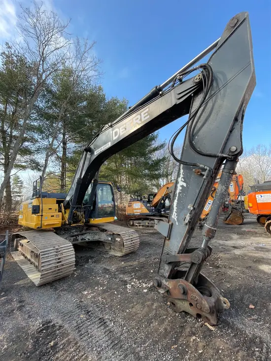 2018 John Deere 300G LC Excavator