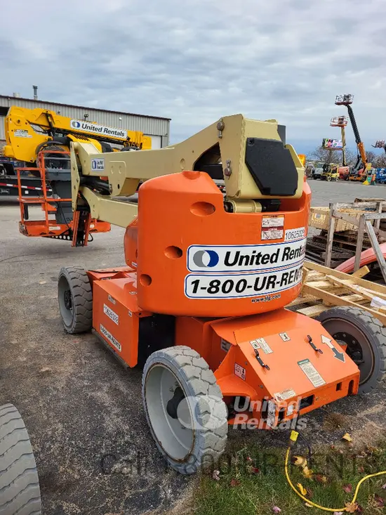 2017 JLG E450AJ Articulating Boom Lift