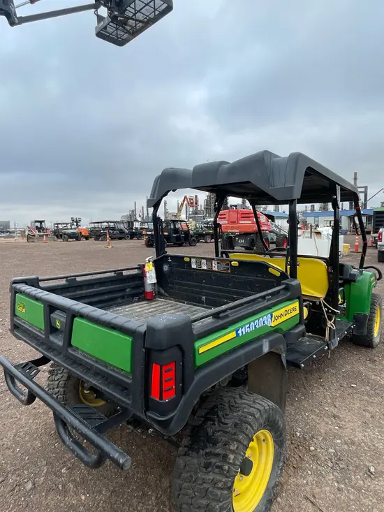 2022 John Deere XUV855M Utility Vehicle