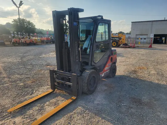 2020 Toyota 8FDU30 Warehouse Forklift