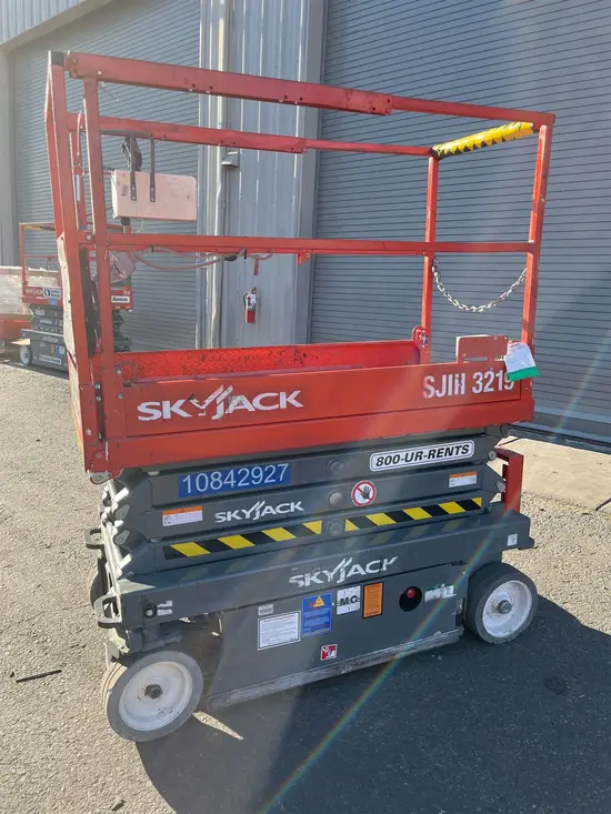2018 Skyjack SJIII3219 Scissor Lift
