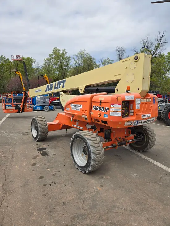 2017 JLG M600JP Boom Lift