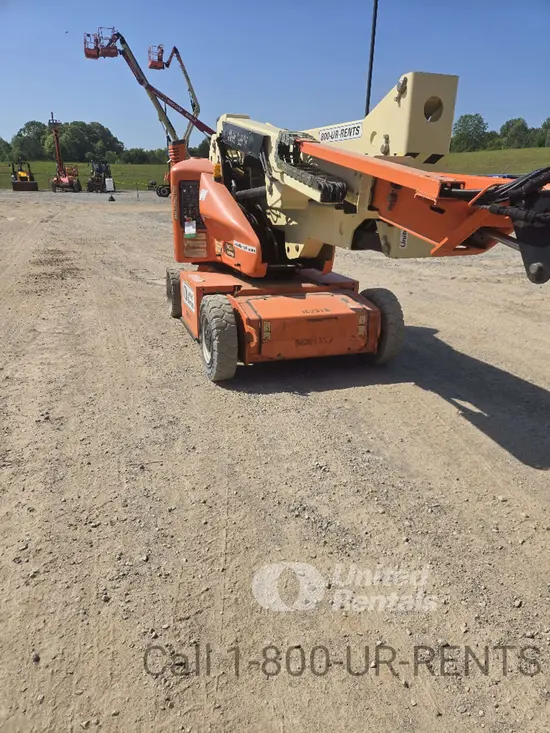 2016 JLG E400AJPN Articulating Boom Lift