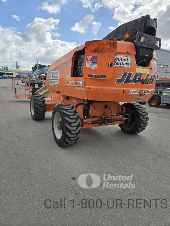 2017 JLG 600S Boom Lift