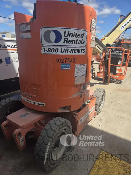 2014 JLG E300AJP Articulating Boom Lift