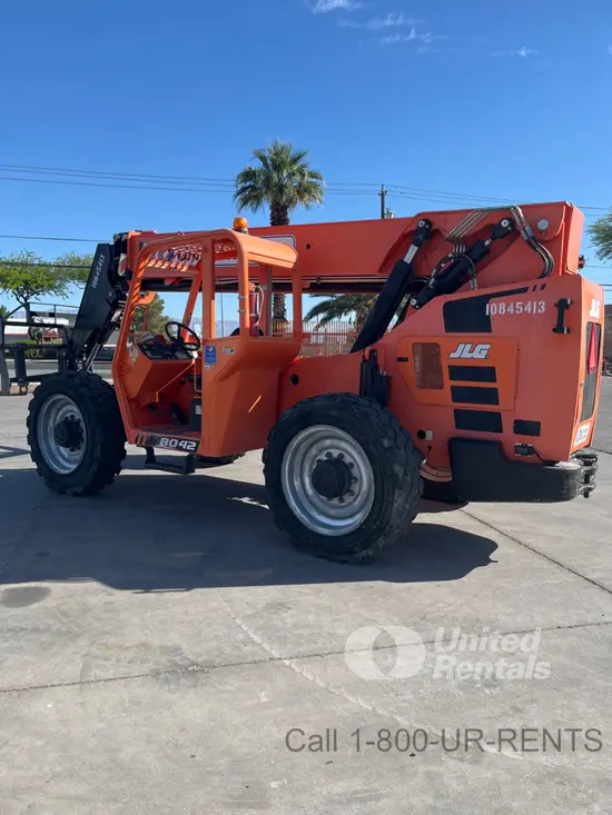 2018 SKYTRAK 8042 Forklift