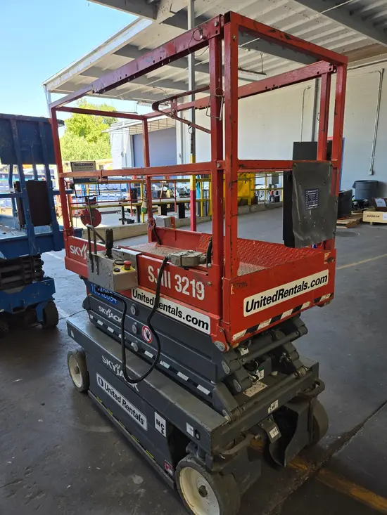 2018 Skyjack SJIII3219 Scissor Lift