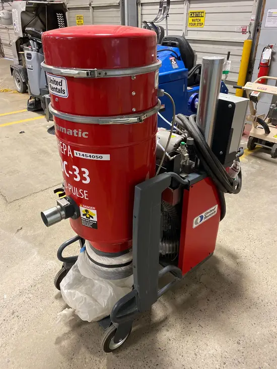 2022 Husqvarna BDC-33-230V Vacuum