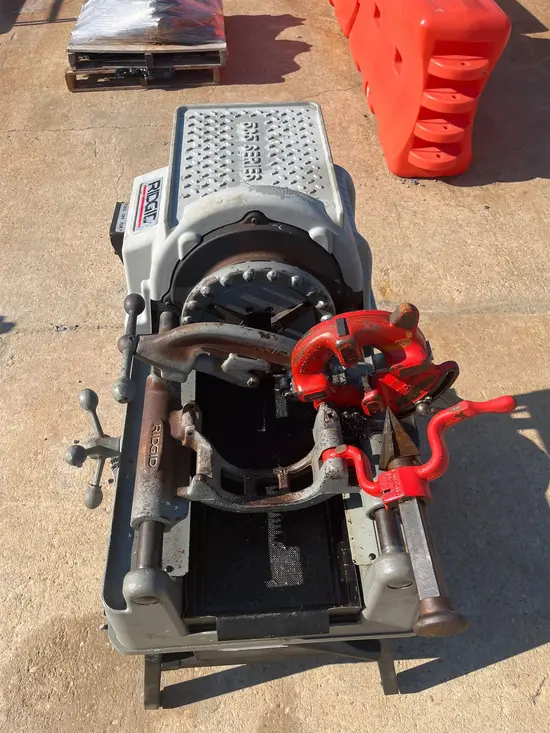 2018 RIDGID 535 Pipe Threading