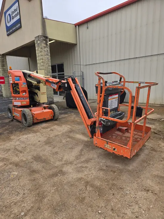 2012 JLG E300AJP Articulating Boom Lift
