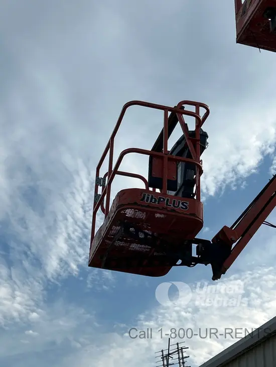 2018 JLG E400AJPN Articulating Boom Lift