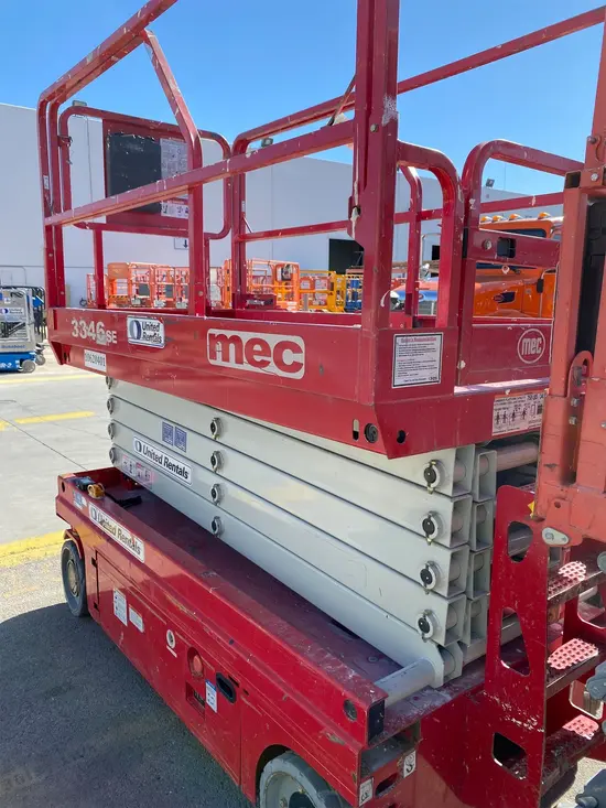 2017 MEC 3346SE Scissor Lift