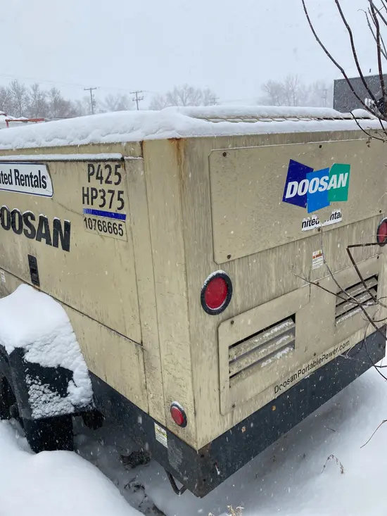 2018 Doosan P425/HP375EXT3 Air Compressor