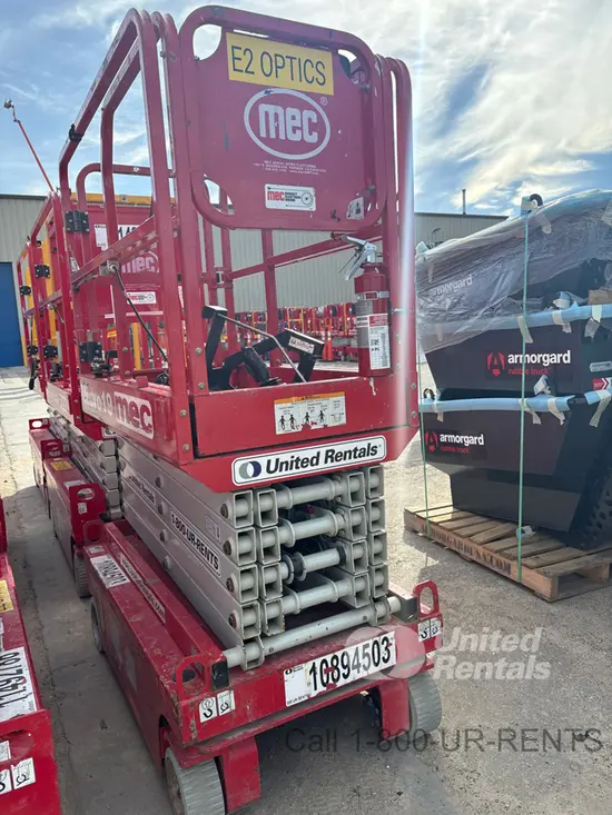 2019 MEC MICRO 19 Scissor Lift