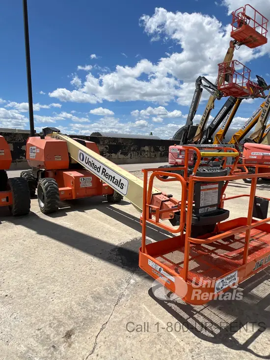 2017 JLG 600S Boom Lift