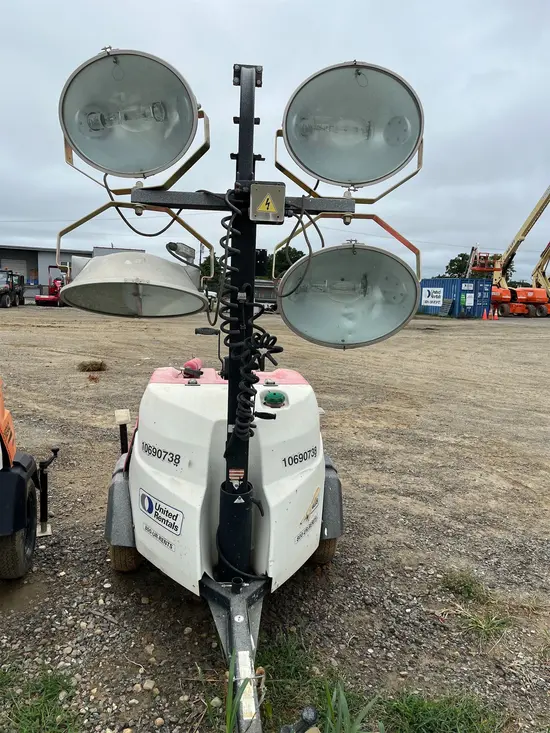 2017 Magnum Pro MLT6SM Portable Light Tower