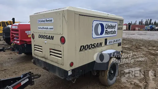 2021 Doosan P425/HP375WCU Air Compressor
