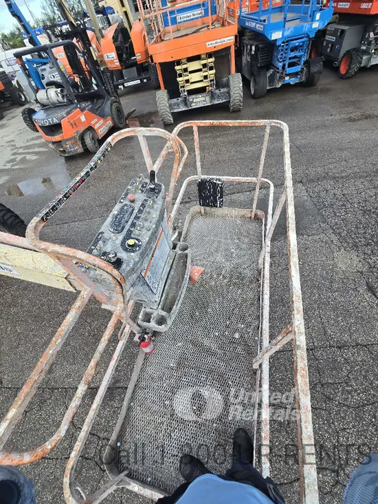 2017 JLG 400S Boom Lift