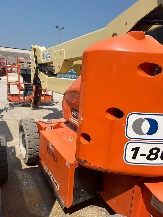 2017 JLG E450AJ Articulating Boom Lift