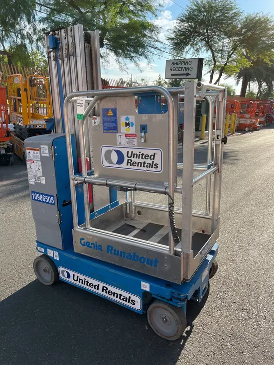 2019 Genie GR-20 Self-Propelled One-Person Lift