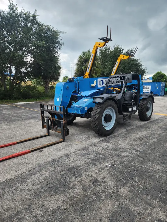 2018 Genie GTH-844 Forklift