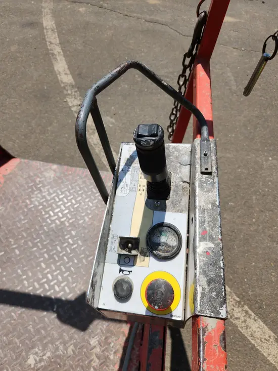 2018 Skyjack SJ12 Self-Propelled One-Person Lift