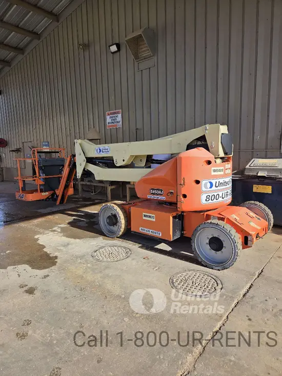 2018 JLG E450AJ Articulating Boom Lift