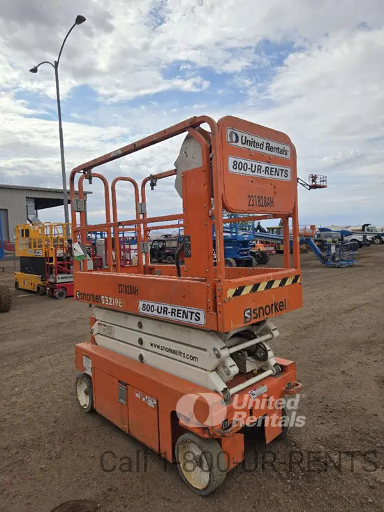 2019 Snorkel S3219E Scissor Lift