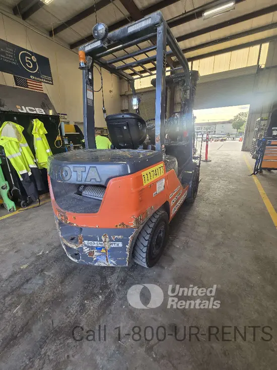 2021 Toyota 8FDU30 Warehouse Forklift