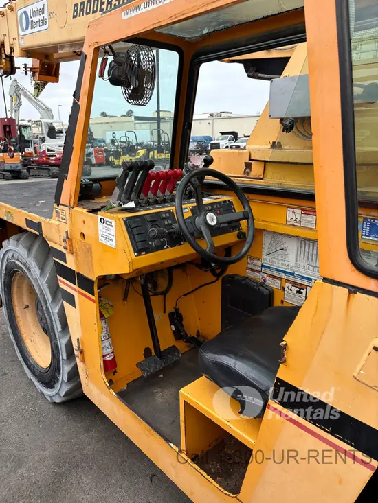 2013 Broderson IC-200-3H
