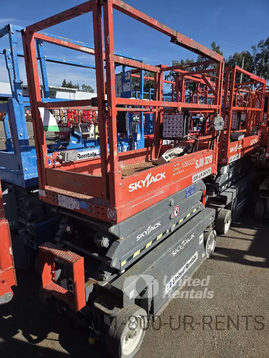 2017 Skyjack SJIII3219 Scissor Lift