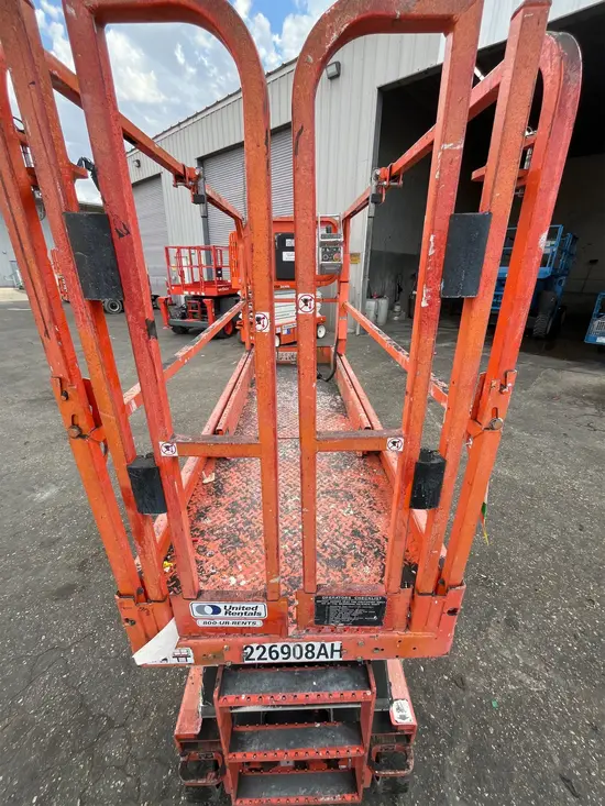 2019 Snorkel S3226E Scissor Lift