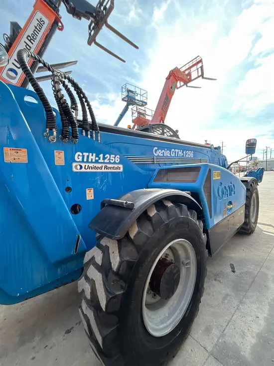 2018 Genie GTH-1256 Forklift