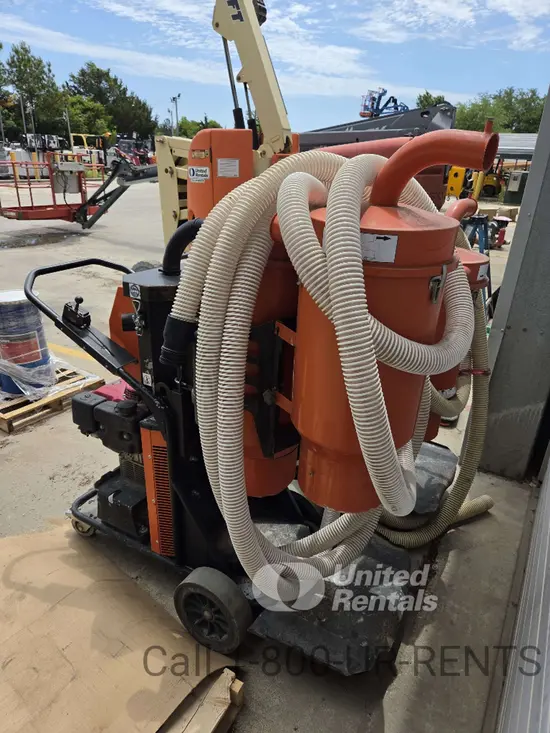 2022 Husqvarna T4000P Vacuum