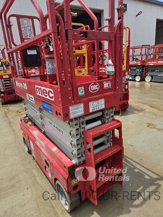 2020 MEC MICRO 26 Scissor Lift