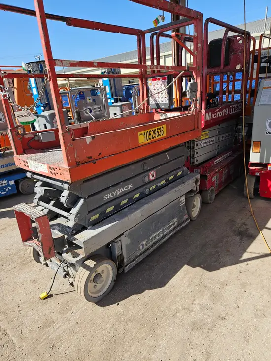 2016 Skyjack SJIII3219 Scissor Lift