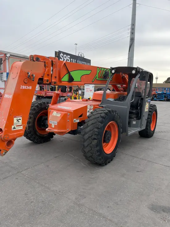 2018 XTREME XR1147 Forklift