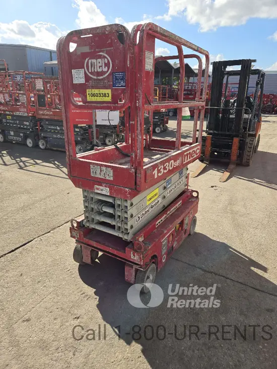 2017 MEC 1330SE Scissor Lift