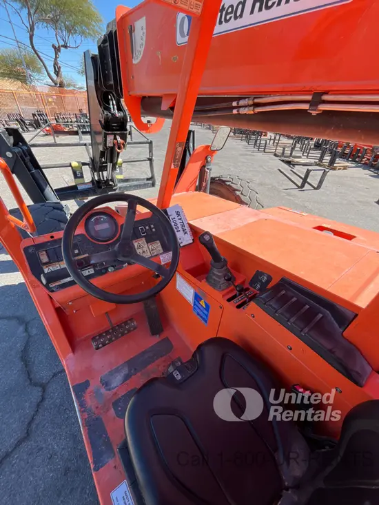 2018 SKYTRAK 10054 Forklift