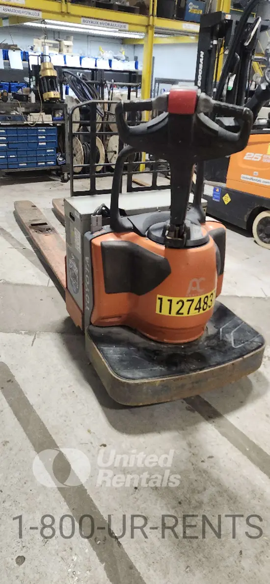 2021 Toyota 8HBE30 Jack