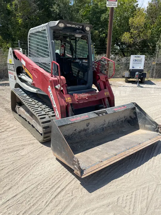 2019 Takeuchi TL12R2-CR Track Loader