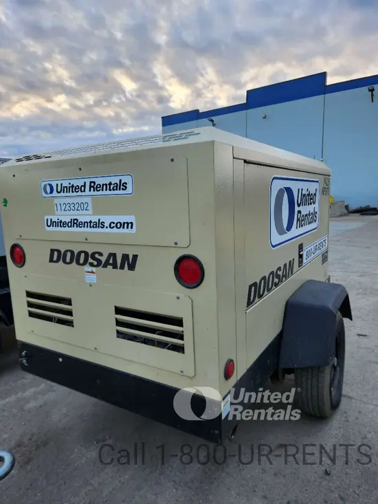 2021 Doosan P425/HP375WCUT4 Air Compressor