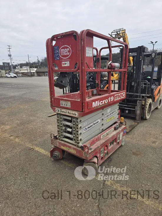 2019 MEC MICRO 19 Scissor Lift