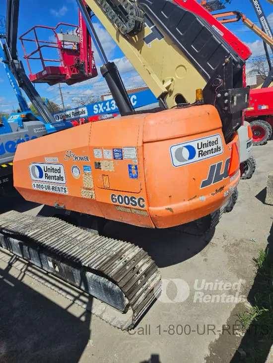2017 JLG 600SC Boom Lift